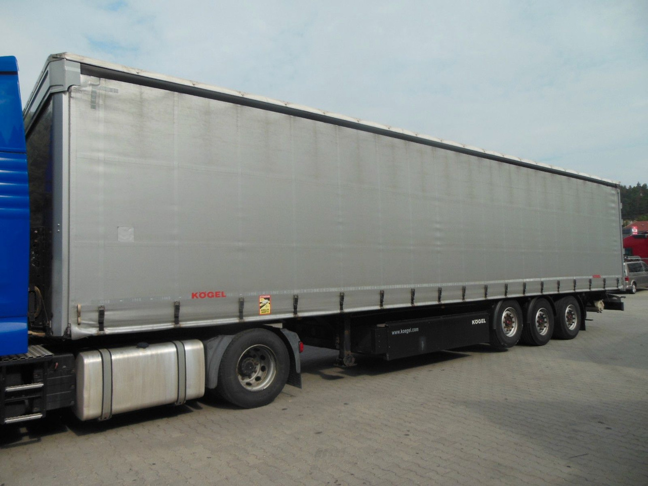Kögel SN 24, SAF, PALETTEN BOX, - Plachtový náves: obrázok 1 Kögel SN 24, SAF, PALETTEN BOX, - Plachtový náves: obrázok 1