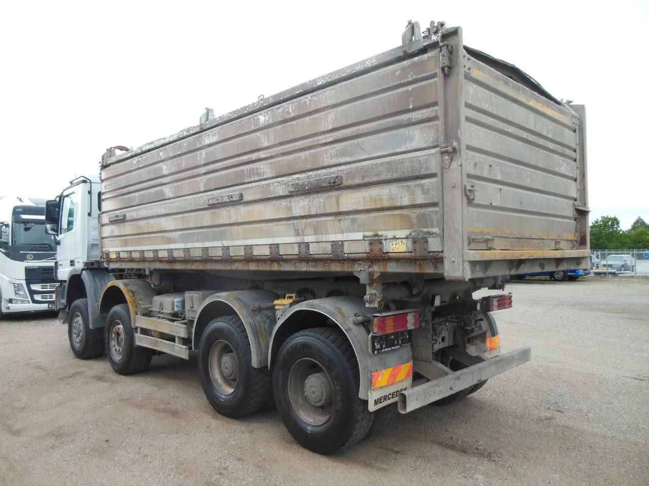 Mercedes-Benz ACTROS 4144, 8X6, 3 PEDALE, MEILLER, BODRMATIC - Sklápač: obrázok 4 Mercedes-Benz ACTROS 4144, 8X6, 3 PEDALE, MEILLER, BODRMATIC - Sklápač: obrázok 4