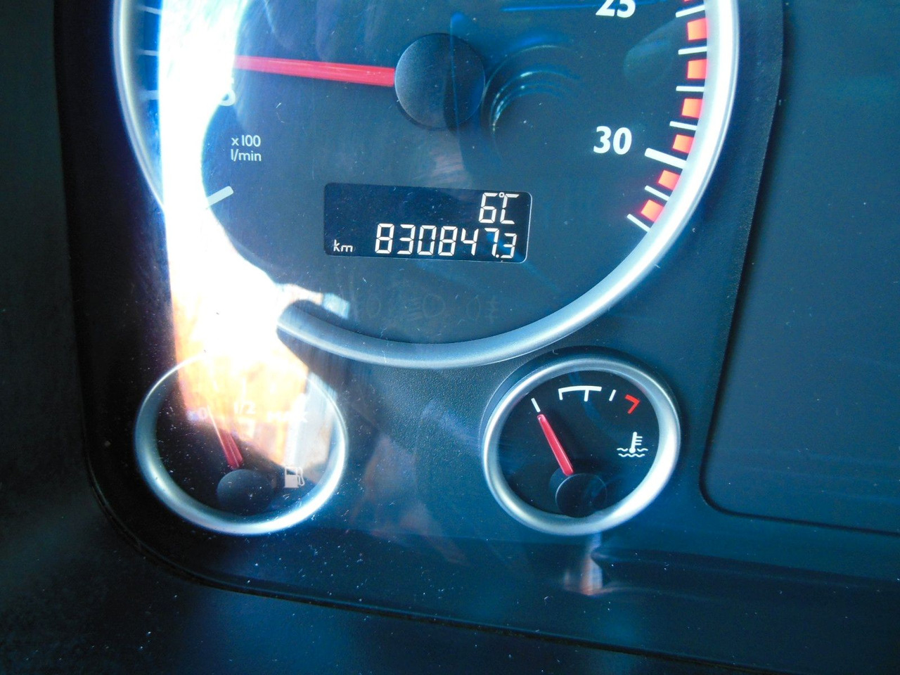 Ťahač MAN TGX 18.480 LLS-U, LOWDECK + KRONE MEGA MAN TGX 18.480 LLS-U, LOWDECK: obrázok 15 Ťahač MAN TGX 18.480 LLS-U, LOWDECK + KRONE MEGA MAN TGX 18.480 LLS-U, LOWDECK: obrázok 15