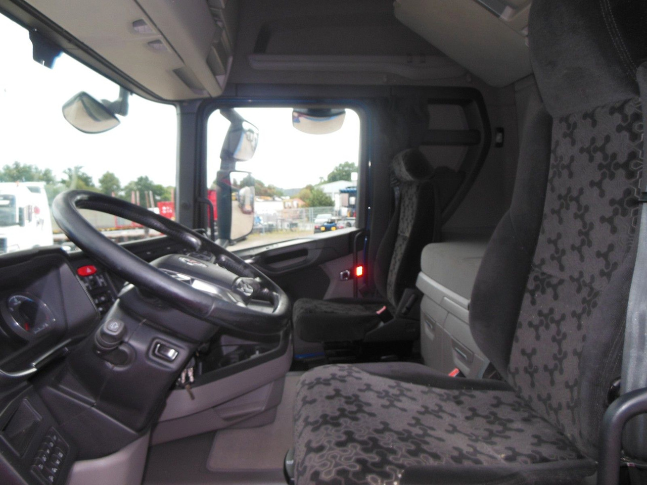 Ťahač Scania R450, 4 STÜCKS, RETARDER, VOLL LUFT!: obrázok 12