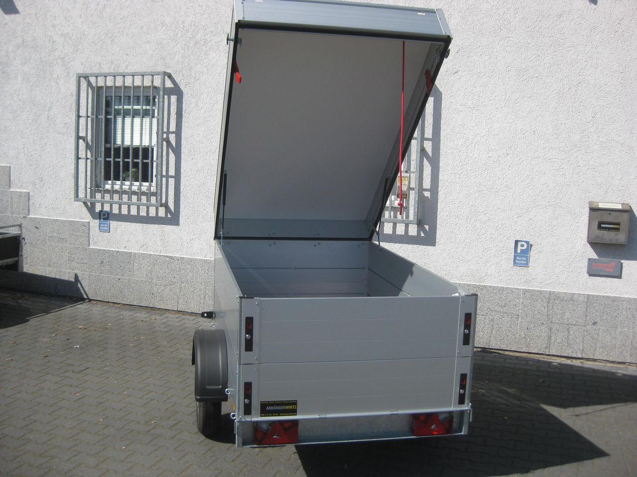 ALUBOXX Deckelanhänger GTB 750 VT1 211x126x83cm (XS) 750kg - Auto príves: obrázok 5 ALUBOXX Deckelanhänger GTB 750 VT1 211x126x83cm (XS) 750kg - Auto príves: obrázok 5