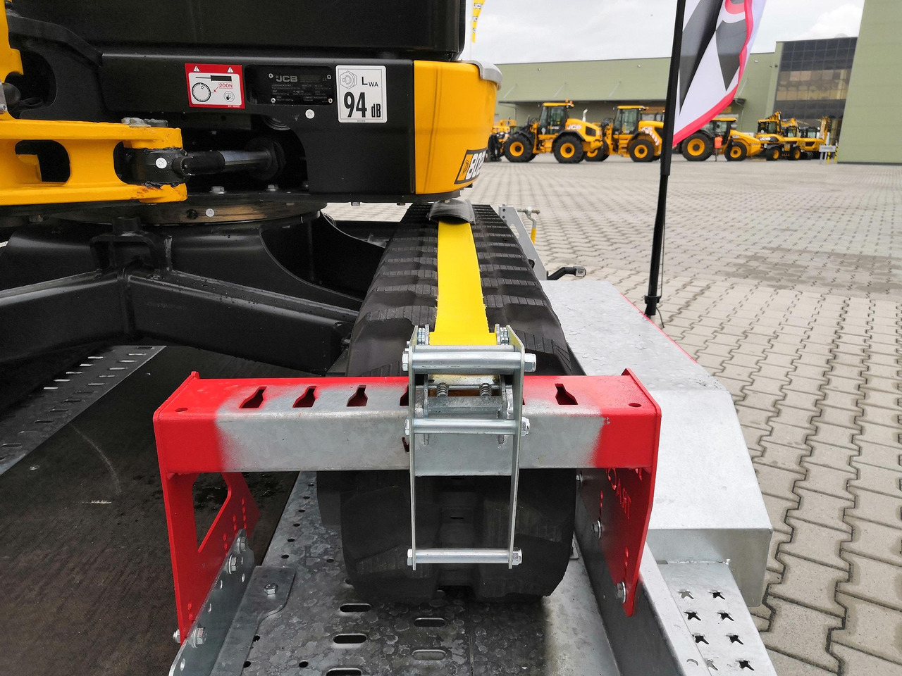 Brian James Digger Plant 543-3217-35 320x170cm TracStrap Ladungssicherung Reserverad Rampen 3500kg - Prepravník stavebných strojov: obrázok 4 Brian James Digger Plant 543-3217-35 320x170cm TracStrap Ladungssicherung Reserverad Rampen 3500kg - Prepravník stavebných strojov: obrázok 4