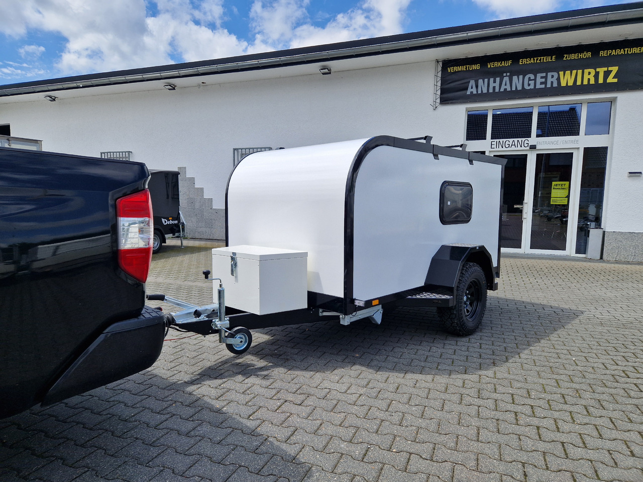 Cargo Base Camp offroad M 290x148x128cm Solar Akku 12 Volt Reeling 1350kg 100km/H - Obytný príves: obrázok 1 Cargo Base Camp offroad M 290x148x128cm Solar Akku 12 Volt Reeling 1350kg 100km/H - Obytný príves: obrázok 1