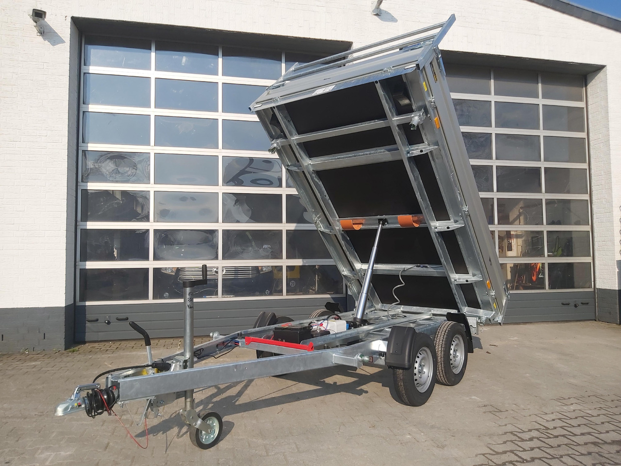 Cheval Liberte Debon Kipper PW 2.4 Basic Elektro 305x180x35cm 2600kg Modell 2024 - Príves sklápěcí: obrázok 1 Cheval Liberte Debon Kipper PW 2.4 Basic Elektro 305x180x35cm 2600kg Modell 2024 - Príves sklápěcí: obrázok 1