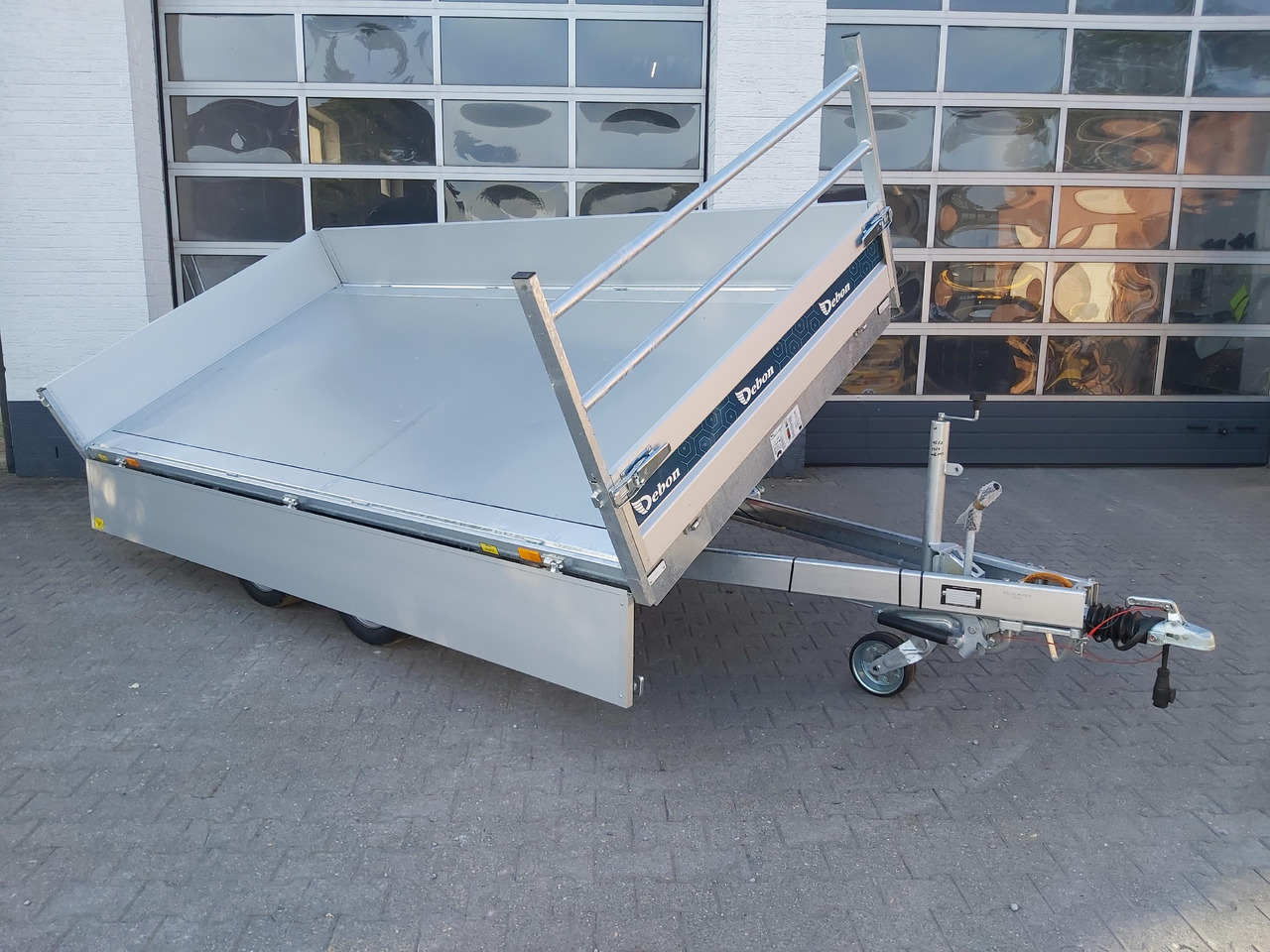 Cheval Liberte Kipper PW 3.6 Elektro Profi Rampen Stützen 360x180x35 3500kg Top Aktion - Príves sklápěcí: obrázok 4 Cheval Liberte Kipper PW 3.6 Elektro Profi Rampen Stützen 360x180x35 3500kg Top Aktion - Príves sklápěcí: obrázok 4