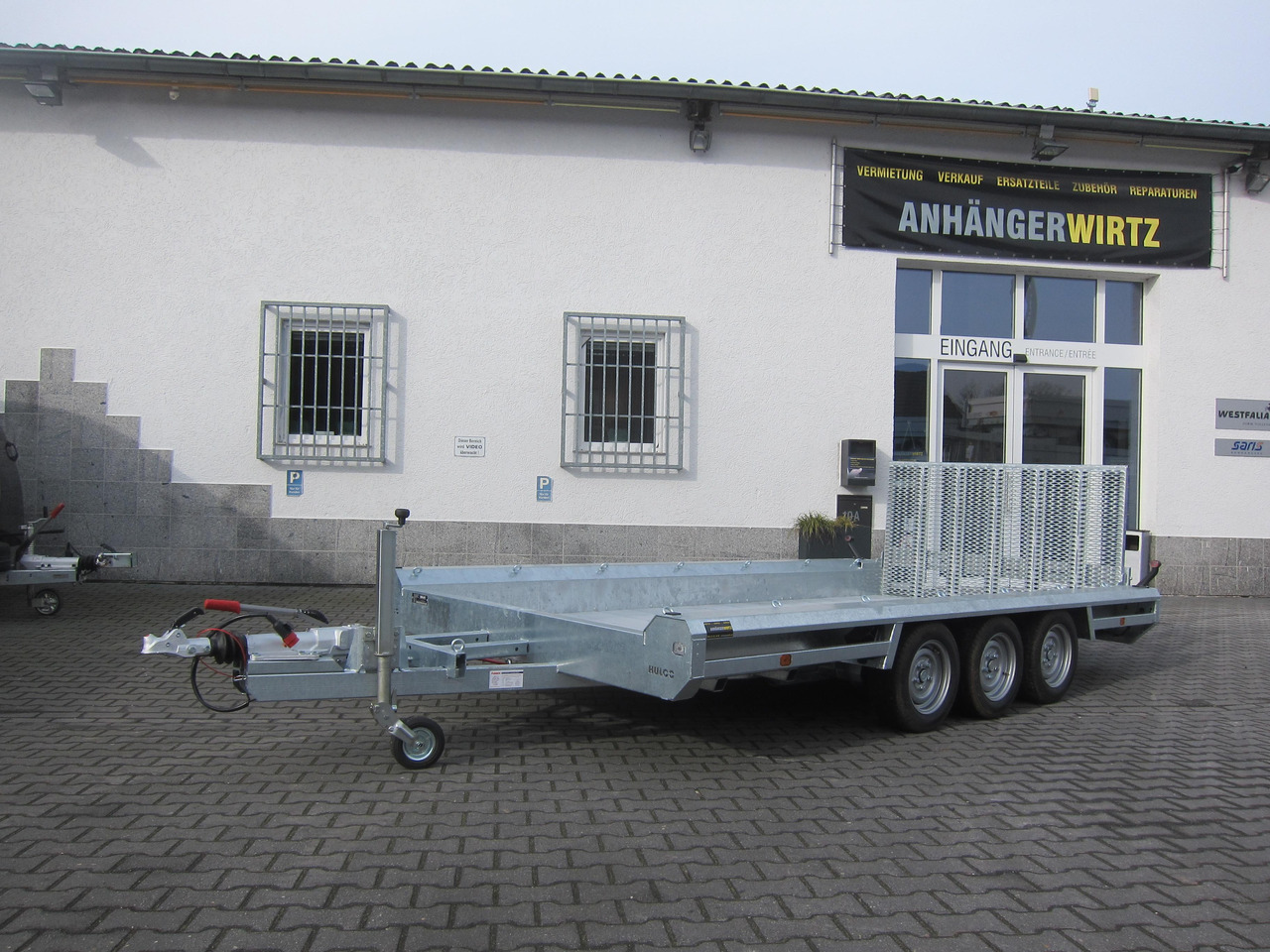 HULCO TERRAX Aluboden 394x188x27cm Heckrampe 100cm Tridem (XL) 3500kg - Prepravník stavebných strojov: obrázok 2 HULCO TERRAX Aluboden 394x188x27cm Heckrampe 100cm Tridem (XL) 3500kg - Prepravník stavebných strojov: obrázok 2