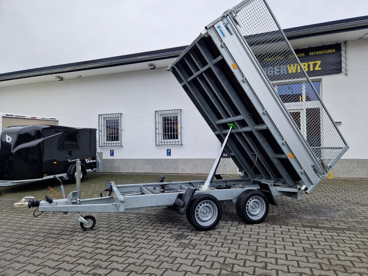 Príves sklápěcí Hapert COBALT HM-2 305x180x30cm Elektro & Laubgitter 2700kg: obrázok 14 Príves sklápěcí Hapert COBALT HM-2 305x180x30cm Elektro & Laubgitter 2700kg: obrázok 14