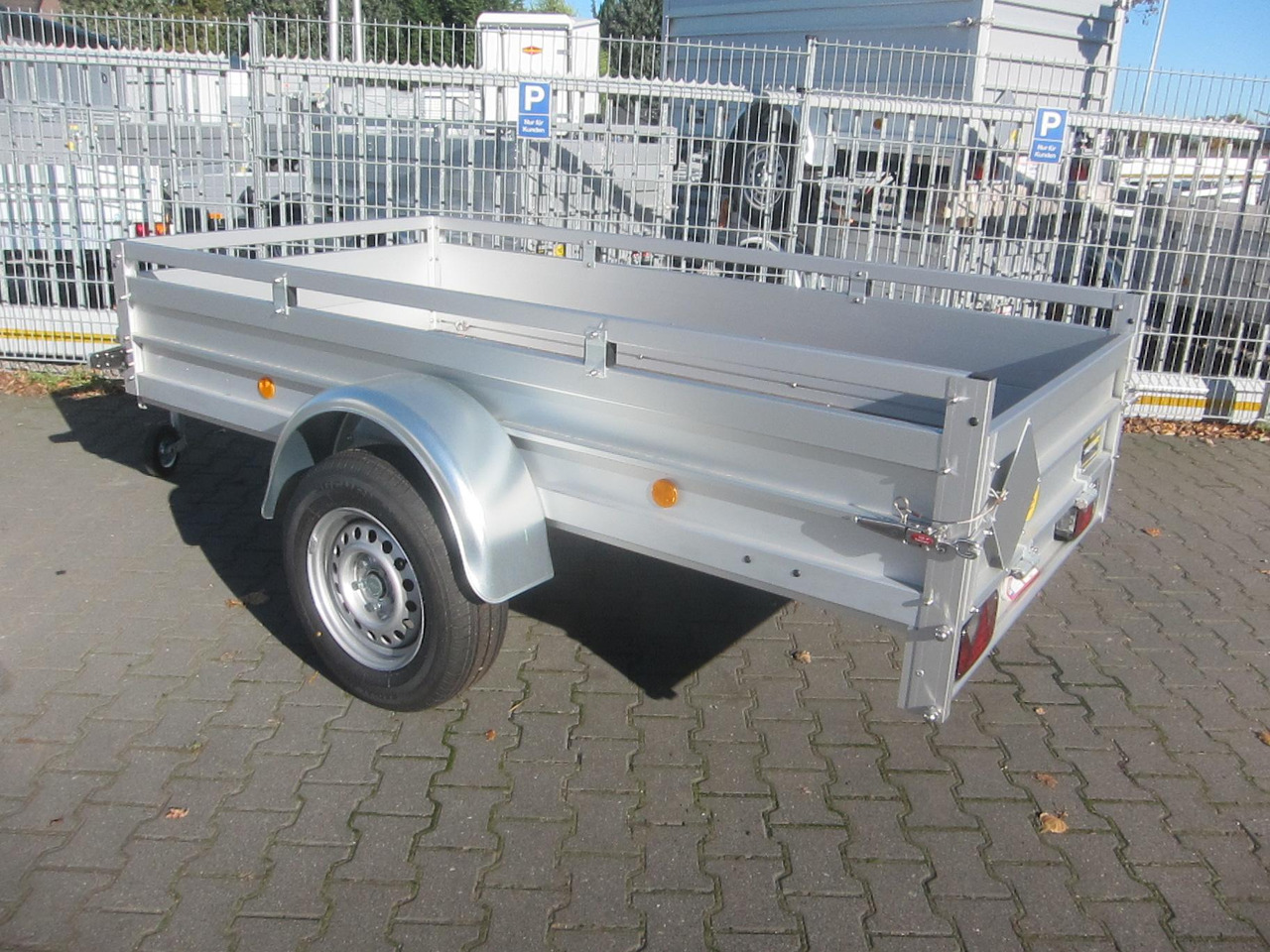 PKW Anhänger Koch Aluline 4.13 250x125x44cm (S) 1300kg 100 km/H Online Aktion Modell 2024 - Auto príves: obrázok 3 PKW Anhänger Koch Aluline 4.13 250x125x44cm (S) 1300kg 100 km/H Online Aktion Modell 2024 - Auto príves: obrázok 3