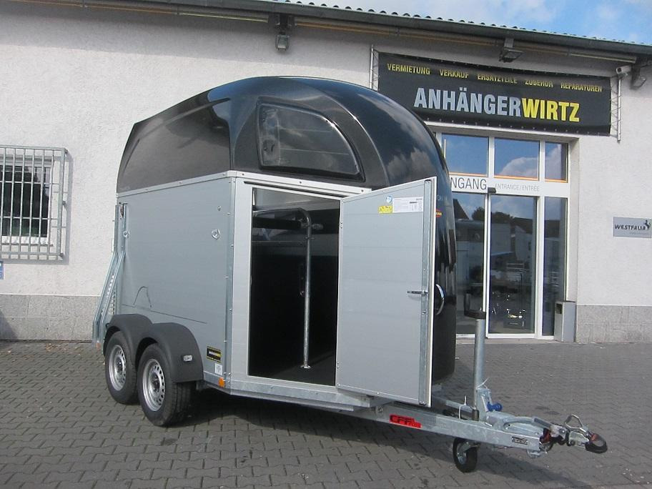 Pferdeanhänger Böckmann Champion R Sattelkammer blackline 2400kg CFF+ 100 km/H Modell 25 - Príves na prepravu koní: obrázok 3 Pferdeanhänger Böckmann Champion R Sattelkammer blackline 2400kg CFF+ 100 km/H Modell 25 - Príves na prepravu koní: obrázok 3
