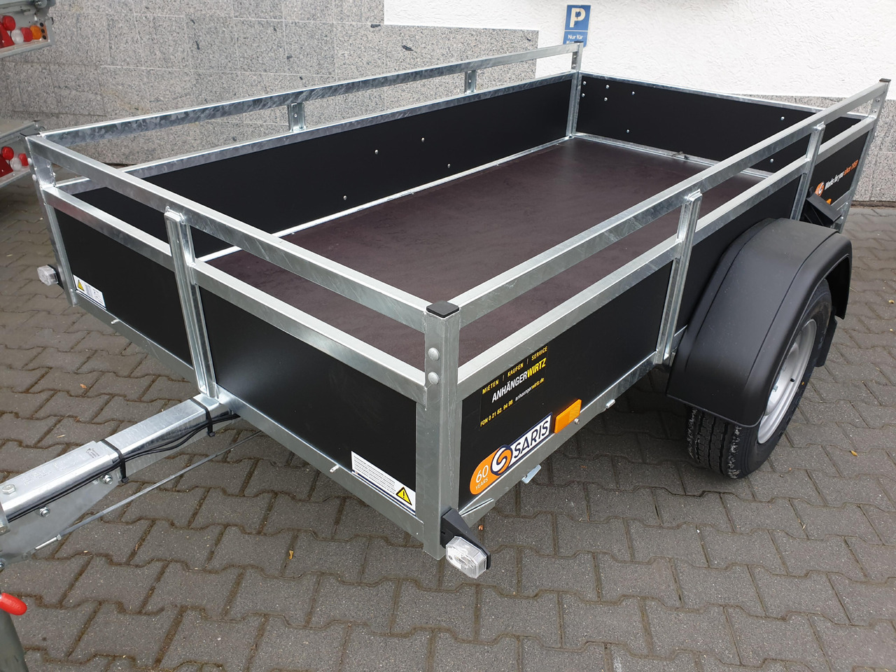 Saris BMG 135 Classic Wood 255x133x45cm (S) 1350kg Abverkauf Aktion - Auto príves: obrázok 3 Saris BMG 135 Classic Wood 255x133x45cm (S) 1350kg Abverkauf Aktion - Auto príves: obrázok 3