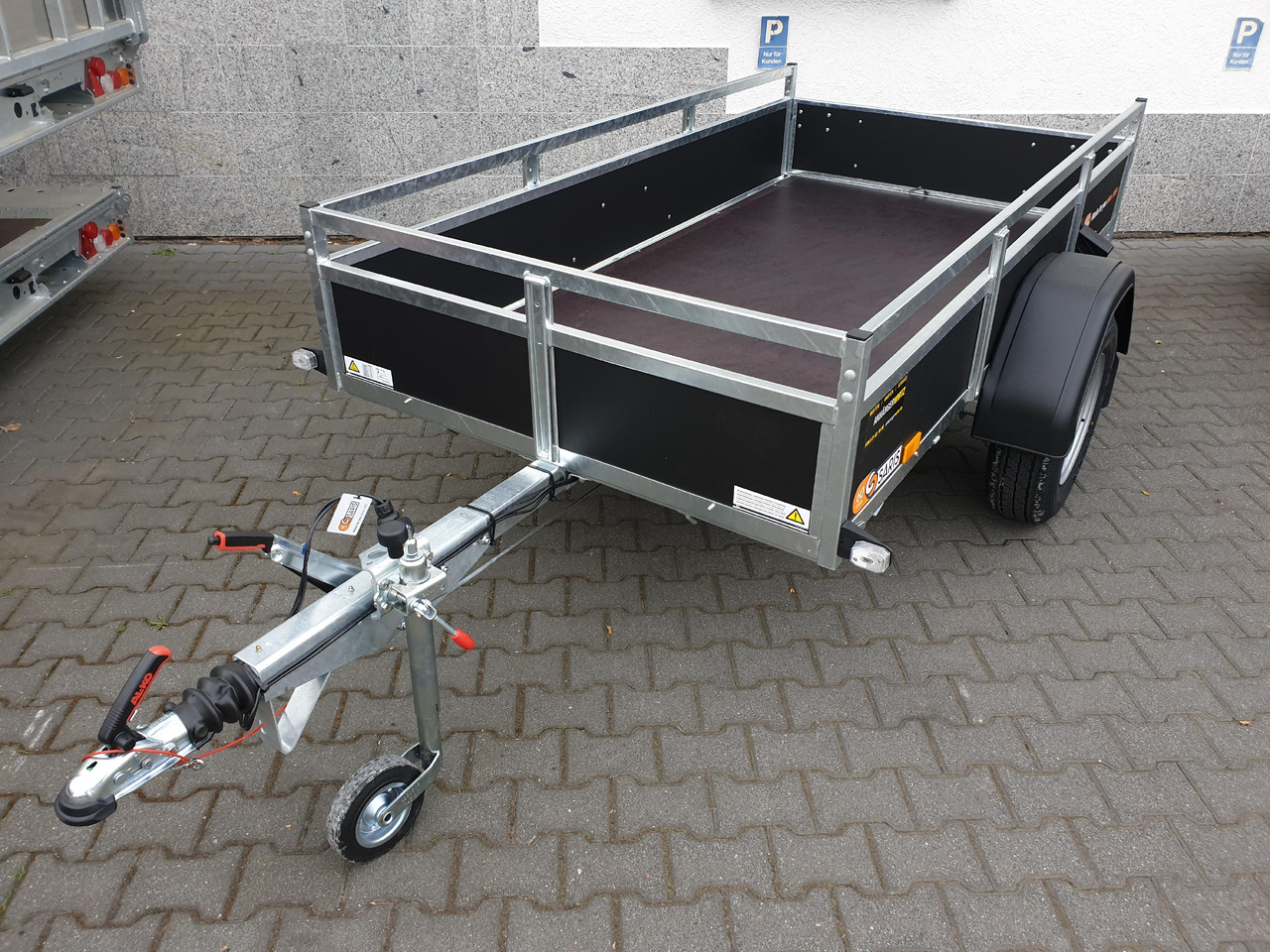 Saris BMG 135 Classic Wood 255x133x45cm (S) 1350kg Abverkauf Aktion - Auto príves: obrázok 1 Saris BMG 135 Classic Wood 255x133x45cm (S) 1350kg Abverkauf Aktion - Auto príves: obrázok 1