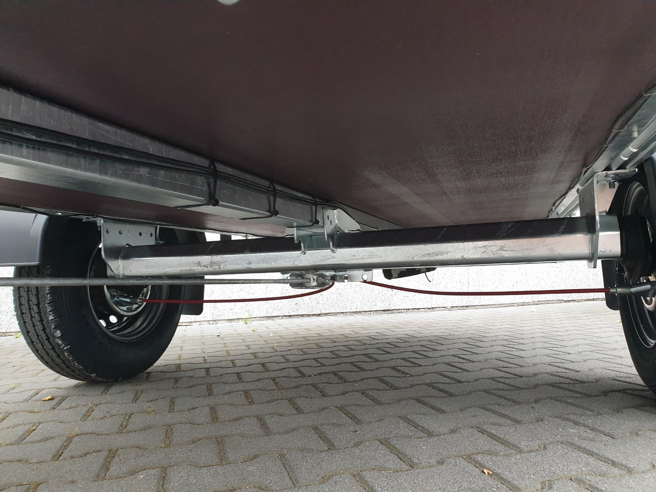 Saris BMG 135 Classic Wood 255x133x45cm (S) 1350kg Abverkauf Aktion - Auto príves: obrázok 4 Saris BMG 135 Classic Wood 255x133x45cm (S) 1350kg Abverkauf Aktion - Auto príves: obrázok 4
