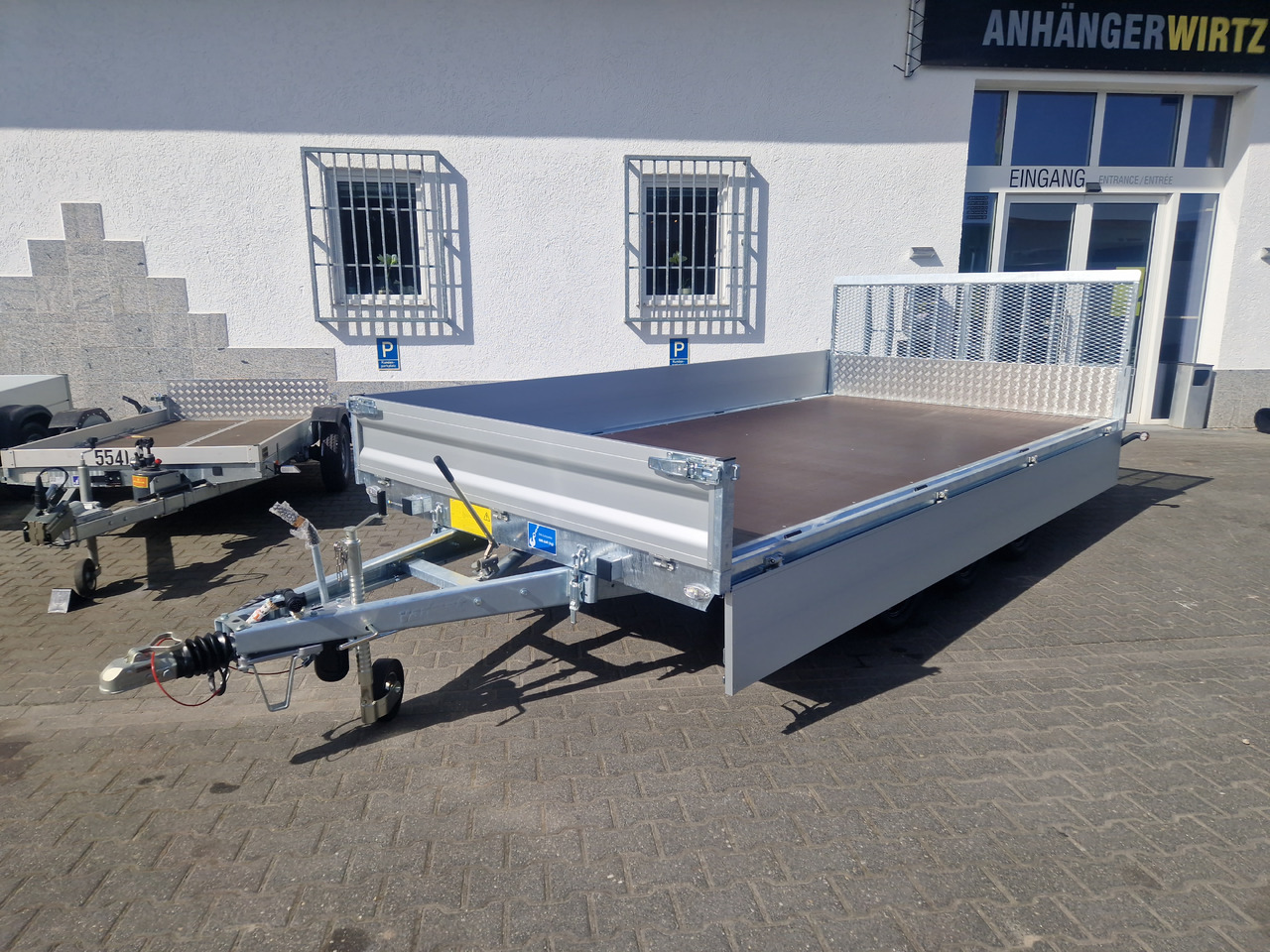 Príves sklápěcí Variant Maschinentransporter 3543 UX Maxi Load LED Tridem Parabelfederung 3500kg: obrázok 8 Príves sklápěcí Variant Maschinentransporter 3543 UX Maxi Load LED Tridem Parabelfederung 3500kg: obrázok 8