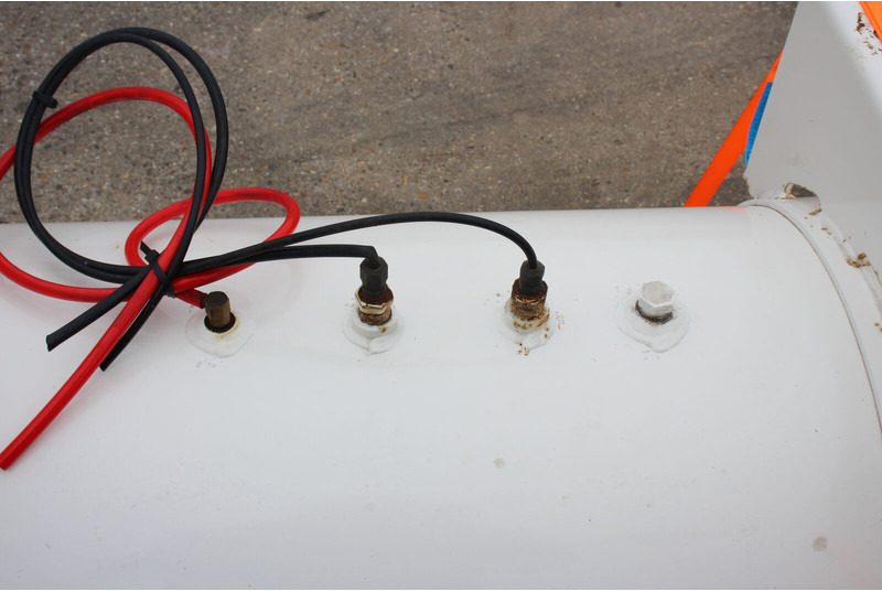 TERMO King / CARRIER - Cisternové vozidlo: obrázok 5 TERMO King / CARRIER - Cisternové vozidlo: obrázok 5