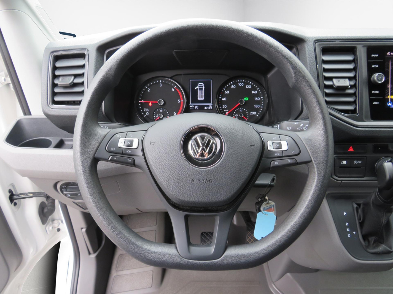 VOLKSWAGEN Crafter 35 L3H3 Kasten 4MOTION Navi ZV - Furgon: obrázok 4 VOLKSWAGEN Crafter 35 L3H3 Kasten 4MOTION Navi ZV - Furgon: obrázok 4