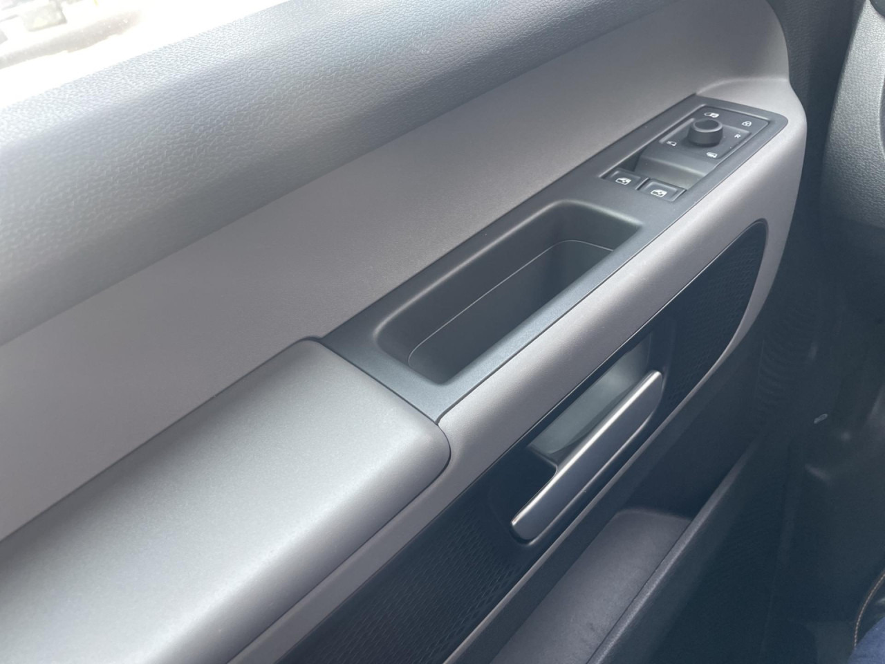 VOLKSWAGEN ID.Buzz Cargo 150 kW Klima AHK Navi - Malá dodávka, Elektrická dodávka: obrázok 5 VOLKSWAGEN ID.Buzz Cargo 150 kW Klima AHK Navi - Malá dodávka, Elektrická dodávka: obrázok 5