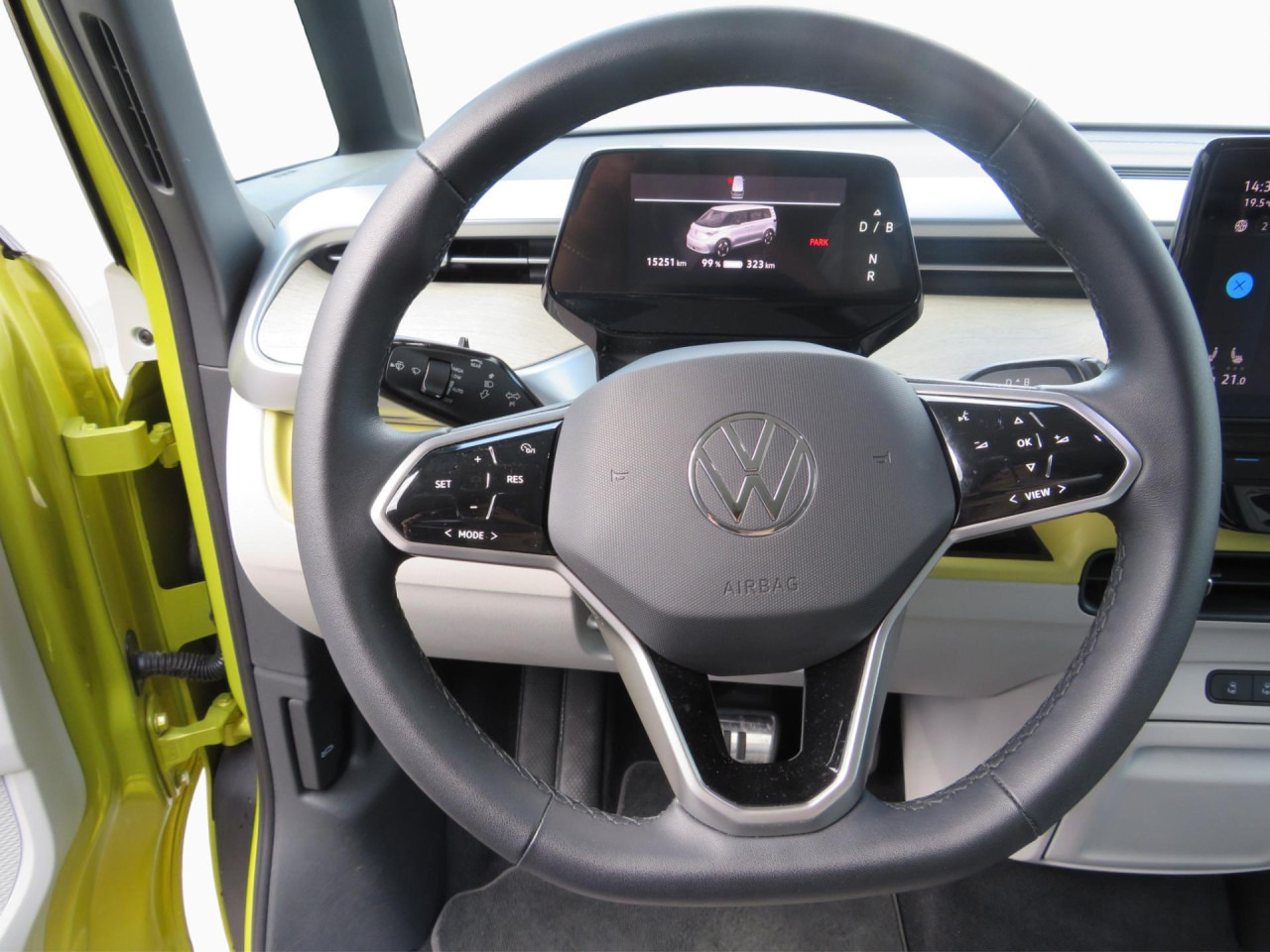VOLKSWAGEN ID.Buzz Pro Design 150 kW Klima AHK Navi ZV - Automobil: obrázok 2 VOLKSWAGEN ID.Buzz Pro Design 150 kW Klima AHK Navi ZV - Automobil: obrázok 2
