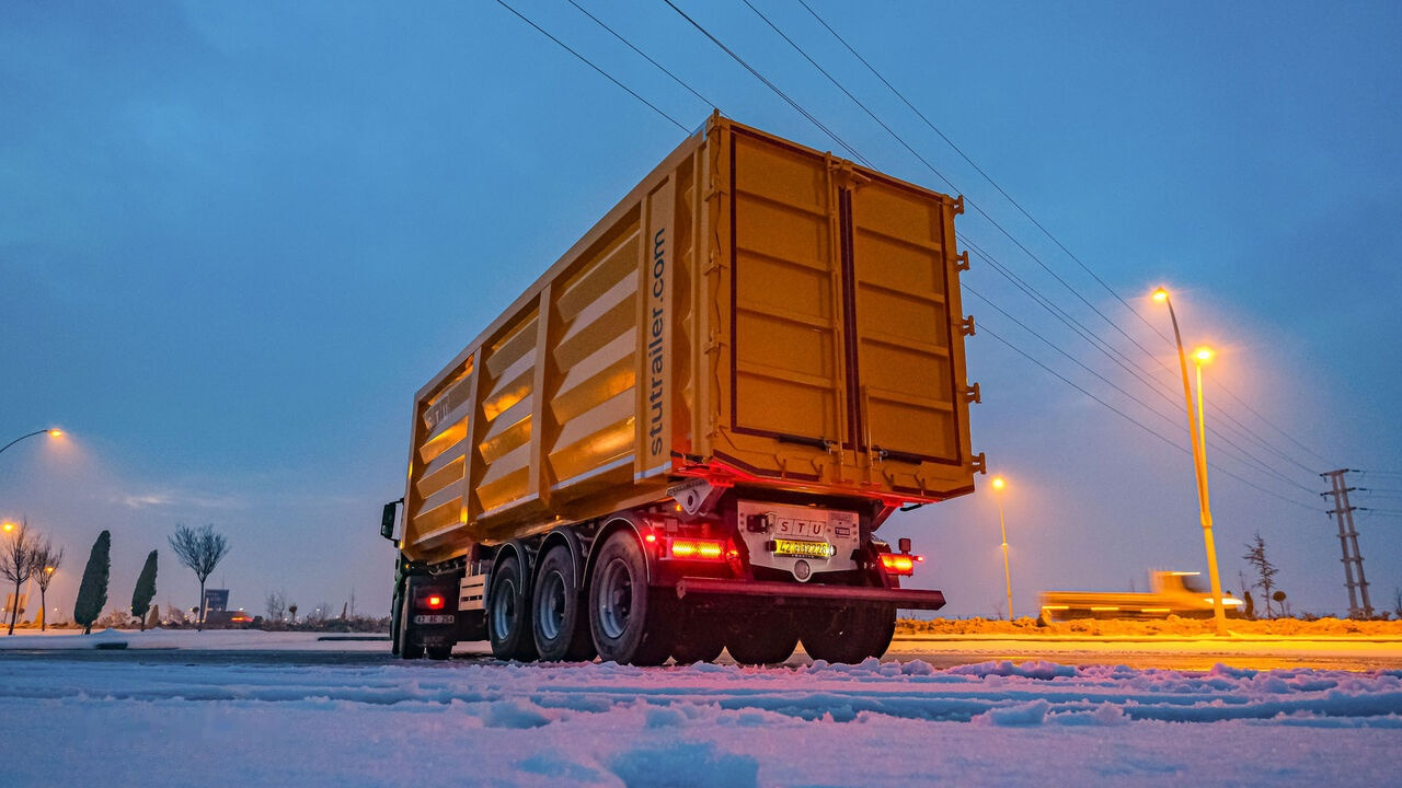 STU SCRAP METAL TIPPER TRAILER / 55M3 TO 71 M3 - Náves sklápěcí: obrázok 3 STU SCRAP METAL TIPPER TRAILER / 55M3 TO 71 M3 - Náves sklápěcí: obrázok 3