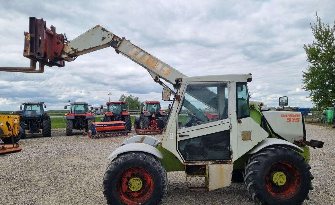 Claas Ranger 975 - Traktor: obrázok 3 Claas Ranger 975 - Traktor: obrázok 3