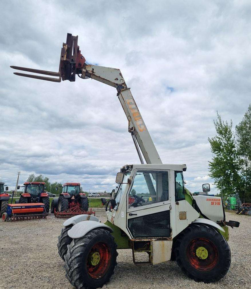 Claas Ranger 975 - Traktor: obrázok 2 Claas Ranger 975 - Traktor: obrázok 2