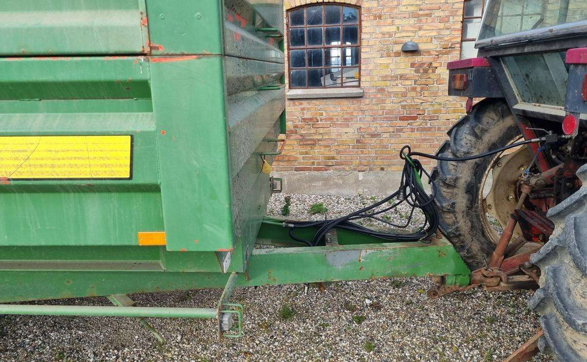 Kimadan LBC 100 BT - Poľnohospodársky sklápěcí príves: obrázok 5 Kimadan LBC 100 BT - Poľnohospodársky sklápěcí príves: obrázok 5