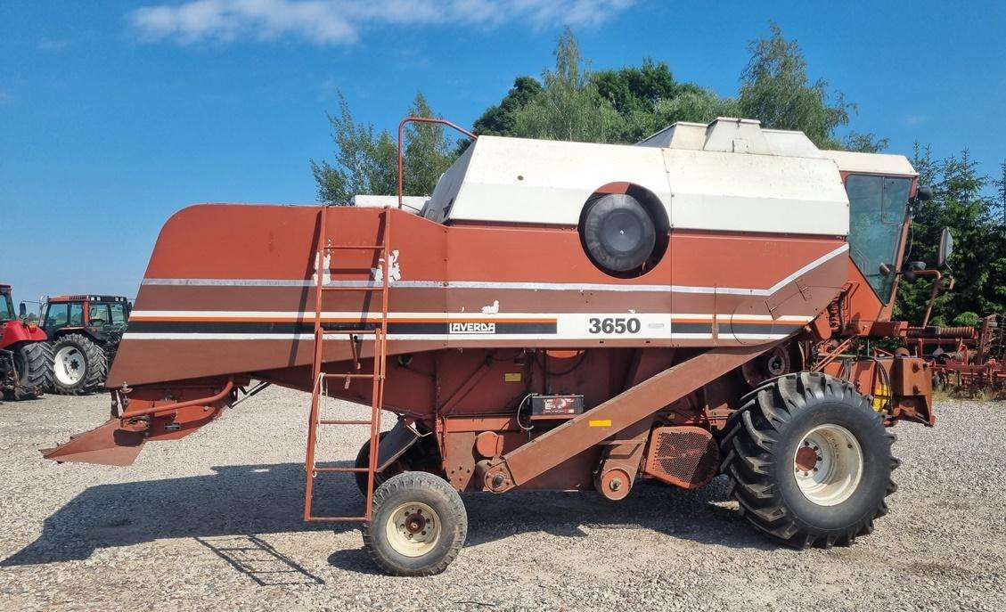 Laverda 3650 - Obilný kombajn: obrázok 3 Laverda 3650 - Obilný kombajn: obrázok 3