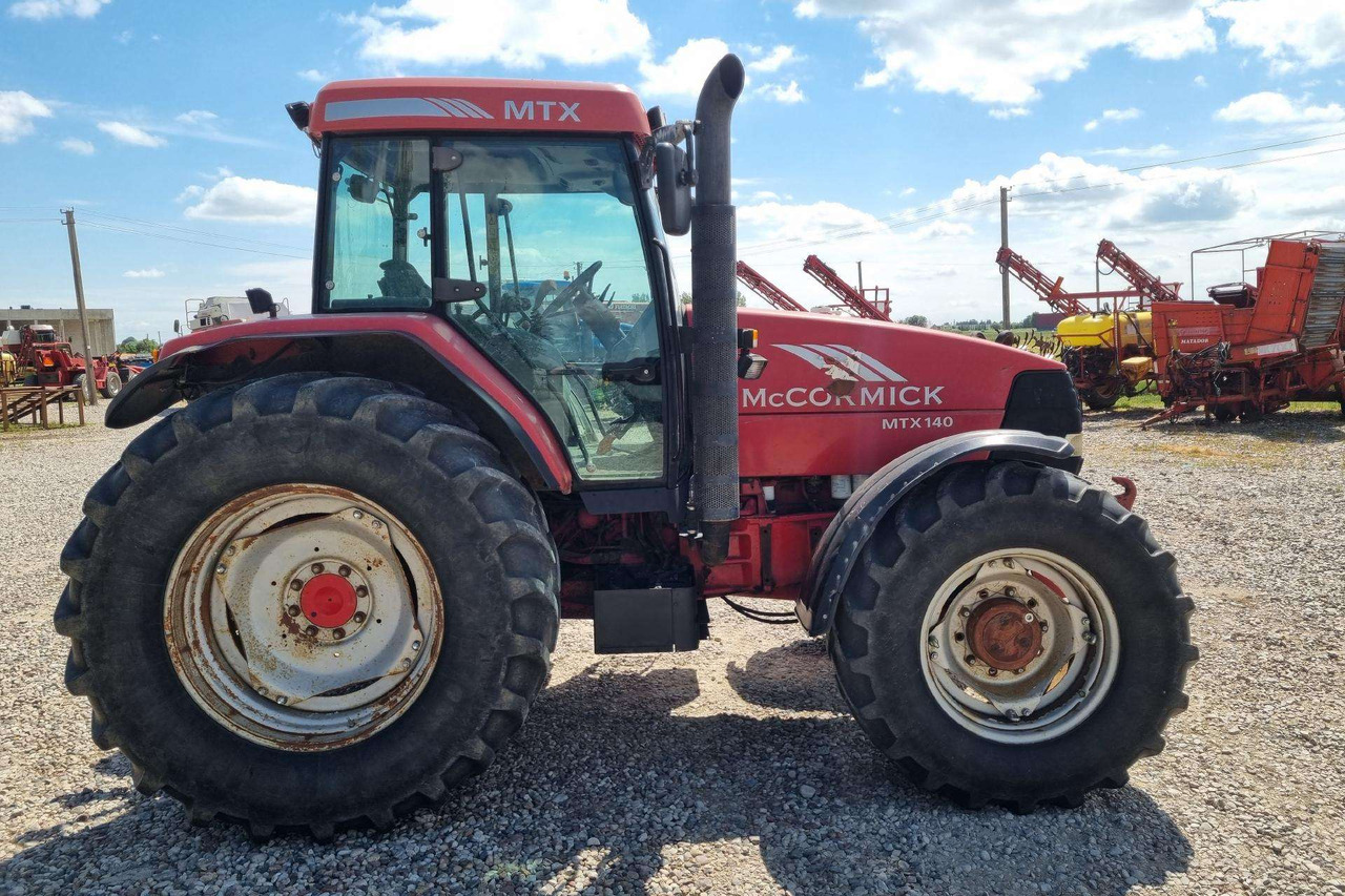 McCORMICK MTX140 - Traktor: obrázok 3 McCORMICK MTX140 - Traktor: obrázok 3