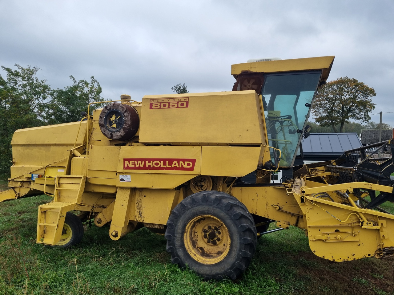 New Holland 8050 - Obilný kombajn: obrázok 3 New Holland 8050 - Obilný kombajn: obrázok 3