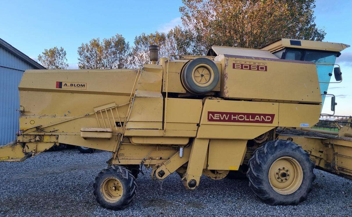 New Holland 8050 - Obilný kombajn: obrázok 5 New Holland 8050 - Obilný kombajn: obrázok 5