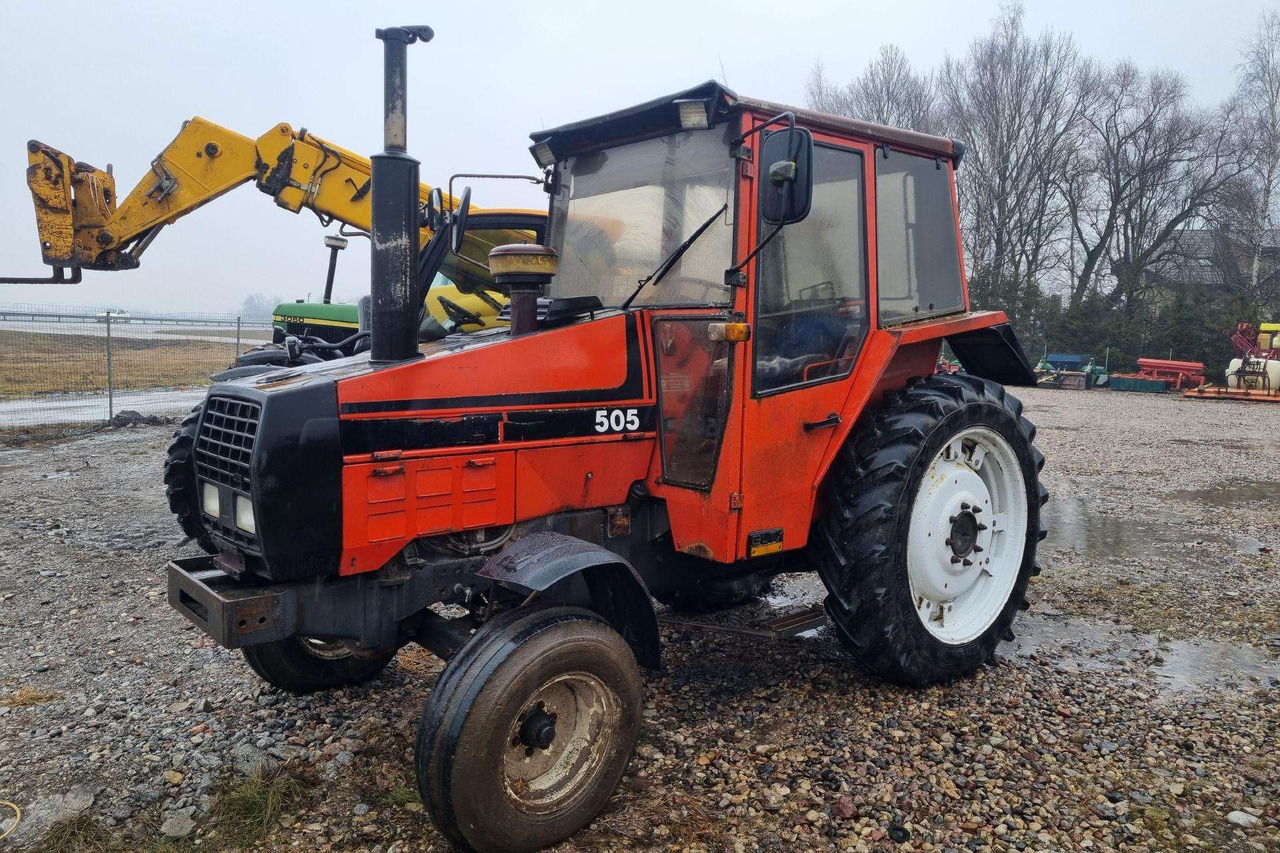 Valmet 505 - Traktor: obrázok 2 Valmet 505 - Traktor: obrázok 2
