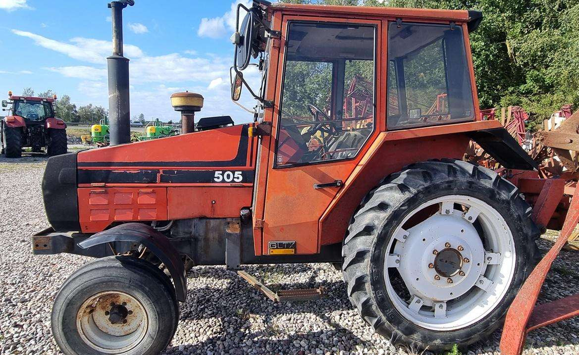 Valmet 505 - Traktor: obrázok 2 Valmet 505 - Traktor: obrázok 2