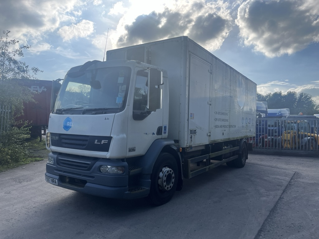 Daf 55LF 220 4x2 Box Van - Dodávka skriňová nadstavba: obrázok 2 Daf 55LF 220 4x2 Box Van - Dodávka skriňová nadstavba: obrázok 2