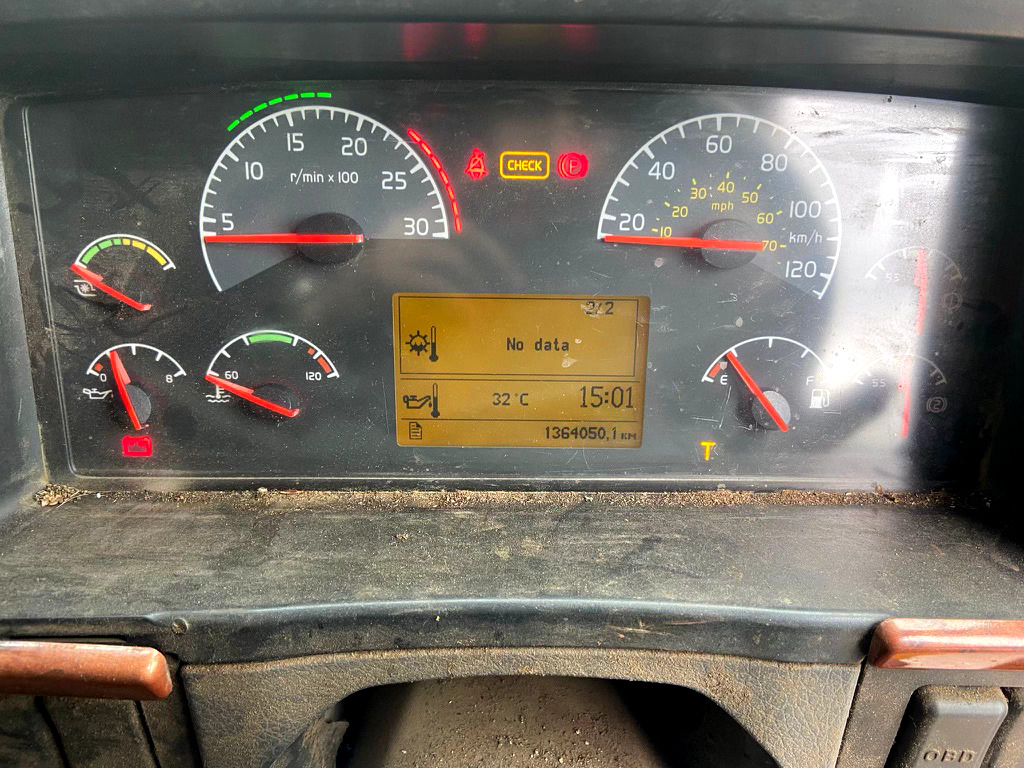 Valníkový/ Plošinový nákladný automobil VOLVO FM9 340 6x2: obrázok 7