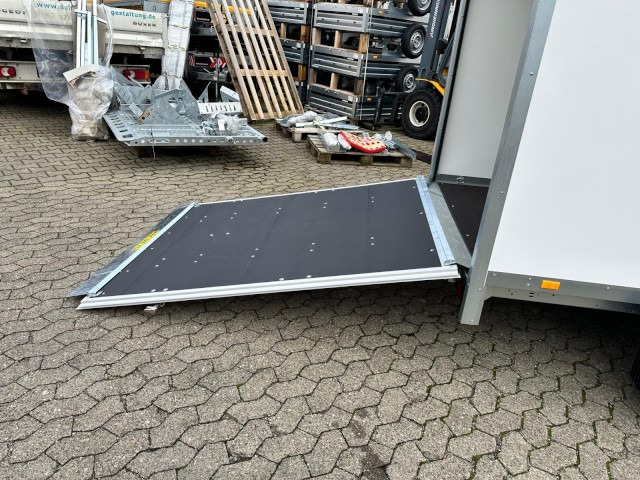 Brenderup Cargo Dynamic CD300TBR2000 Rampe, Kofferanhänger 2,0 to. 300x153x185cm - Príves skriňové: obrázok 5 Brenderup Cargo Dynamic CD300TBR2000 Rampe, Kofferanhänger 2,0 to. 300x153x185cm - Príves skriňové: obrázok 5