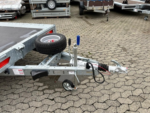 Brian James Cargo Connect Universalanhänger 476-4021-35-2-12, 4000 x 2150 mm, 3,5 to., 12 Zoll - Auto príves: obrázok 2 Brian James Cargo Connect Universalanhänger 476-4021-35-2-12, 4000 x 2150 mm, 3,5 to., 12 Zoll - Auto príves: obrázok 2