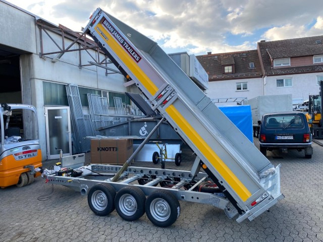 Brian James Cargo Tipper Heckkipper 3-achs, 526-3620-35-3-12, 3600 x 2000 x 300 mm, 3,5 to. - Príves sklápěcí: obrázok 2 Brian James Cargo Tipper Heckkipper 3-achs, 526-3620-35-3-12, 3600 x 2000 x 300 mm, 3,5 to. - Príves sklápěcí: obrázok 2