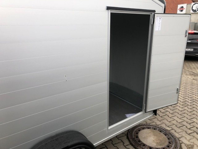 Cheval Liberte Debon Roadster 700 Alu + Türe 2600 kg, 100 km/h, 375x180x202cm - Príves skriňové: obrázok 5 Cheval Liberte Debon Roadster 700 Alu + Türe 2600 kg, 100 km/h, 375x180x202cm - Príves skriňové: obrázok 5