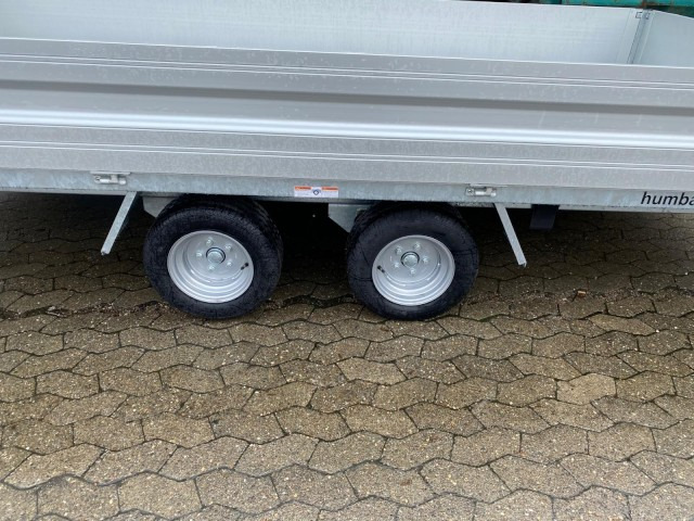 Nový Príves prepravník áut Humbaur Autotransportanhänger Universal 3500, 4000 x 2030 x 350 mm, 3,5 to.: obrázok 7 Nový Príves prepravník áut Humbaur Autotransportanhänger Universal 3500, 4000 x 2030 x 350 mm, 3,5 to.: obrázok 7