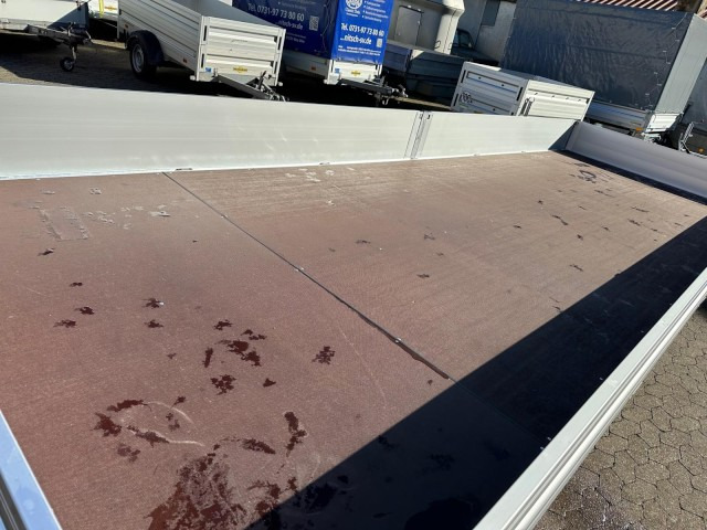 Humbaur HT 35 62 21 GR Hochlader 3,5 to. 6220 x 2070 x 350 mm - Auto príves: obrázok 3 Humbaur HT 35 62 21 GR Hochlader 3,5 to. 6220 x 2070 x 350 mm - Auto príves: obrázok 3