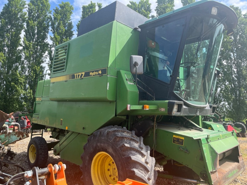 John Deere 1177 - Obilný kombajn: obrázok 3 John Deere 1177 - Obilný kombajn: obrázok 3