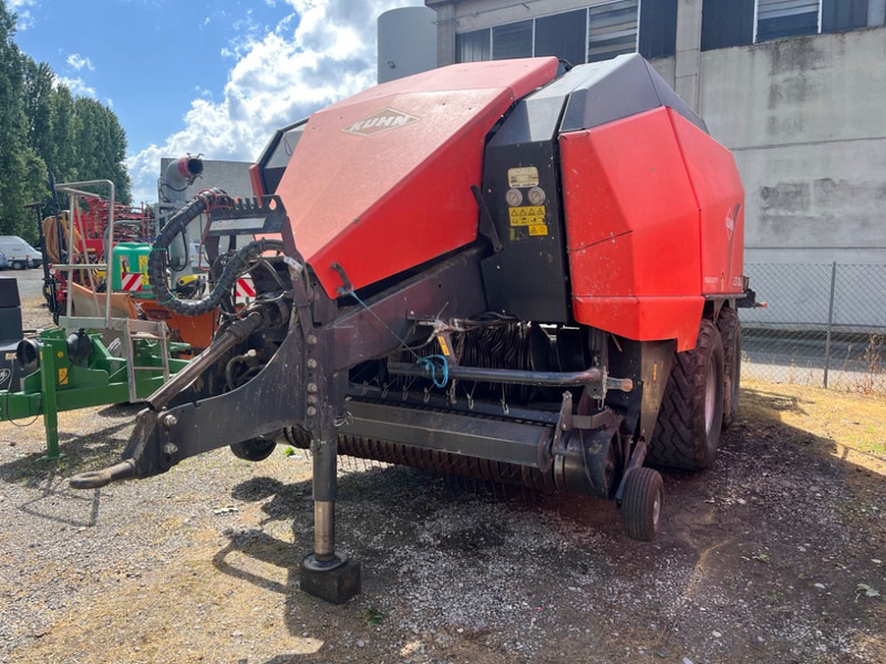 Kuhn LSB 1290 - Lis na hranaté balíky: obrázok 1 Kuhn LSB 1290 - Lis na hranaté balíky: obrázok 1
