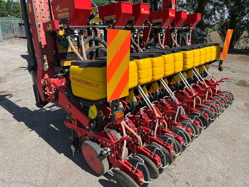 MaterMacc MS 8230 - Přesný sejací stroj: obrázok 3 MaterMacc MS 8230 - Přesný sejací stroj: obrázok 3