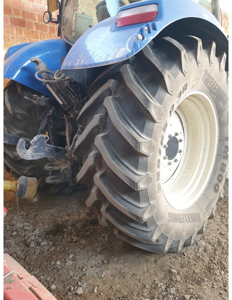 New Holland T 6.175 - Traktor: obrázok 2 New Holland T 6.175 - Traktor: obrázok 2