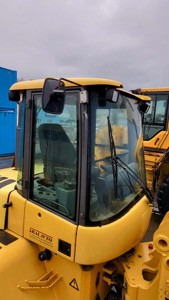 2906698 cabin for Volvo L30, L30B, L32, L32B, L35, L35B, L40, L45B - Kabína pre Nakladač: obrázok 1 2906698 cabin for Volvo L30, L30B, L32, L32B, L35, L35B, L40, L45B - Kabína pre Nakladač: obrázok 1