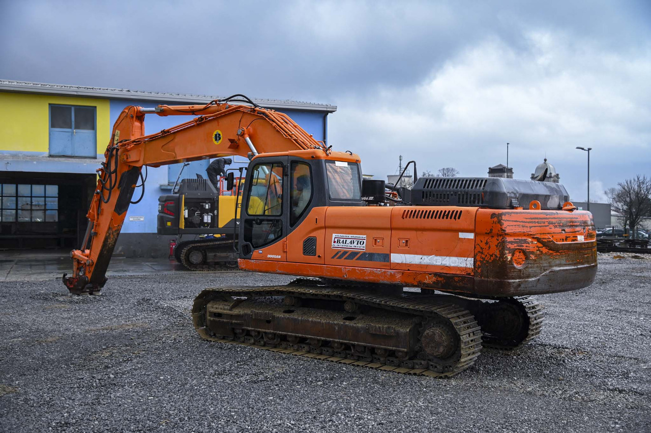 Doosan DX340LC - Pásové rýpadlo: obrázok 4 Doosan DX340LC - Pásové rýpadlo: obrázok 4