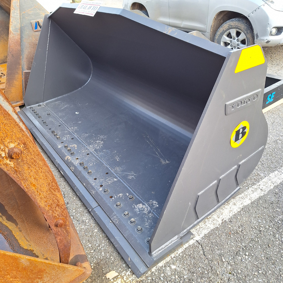 VOLVO 2880 mm for 18-22 ton wheel loaders - Nakladacia lyžica pre Stavebné stroje: obrázok 1 VOLVO 2880 mm for 18-22 ton wheel loaders - Nakladacia lyžica pre Stavebné stroje: obrázok 1