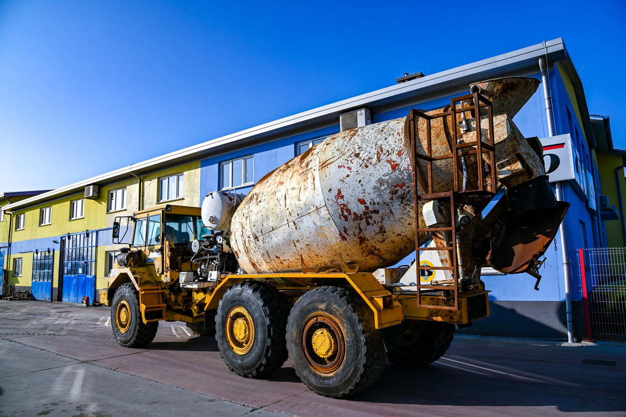 VOLVO A25C 6X6 - Domiešavač: obrázok 4 VOLVO A25C 6X6 - Domiešavač: obrázok 4