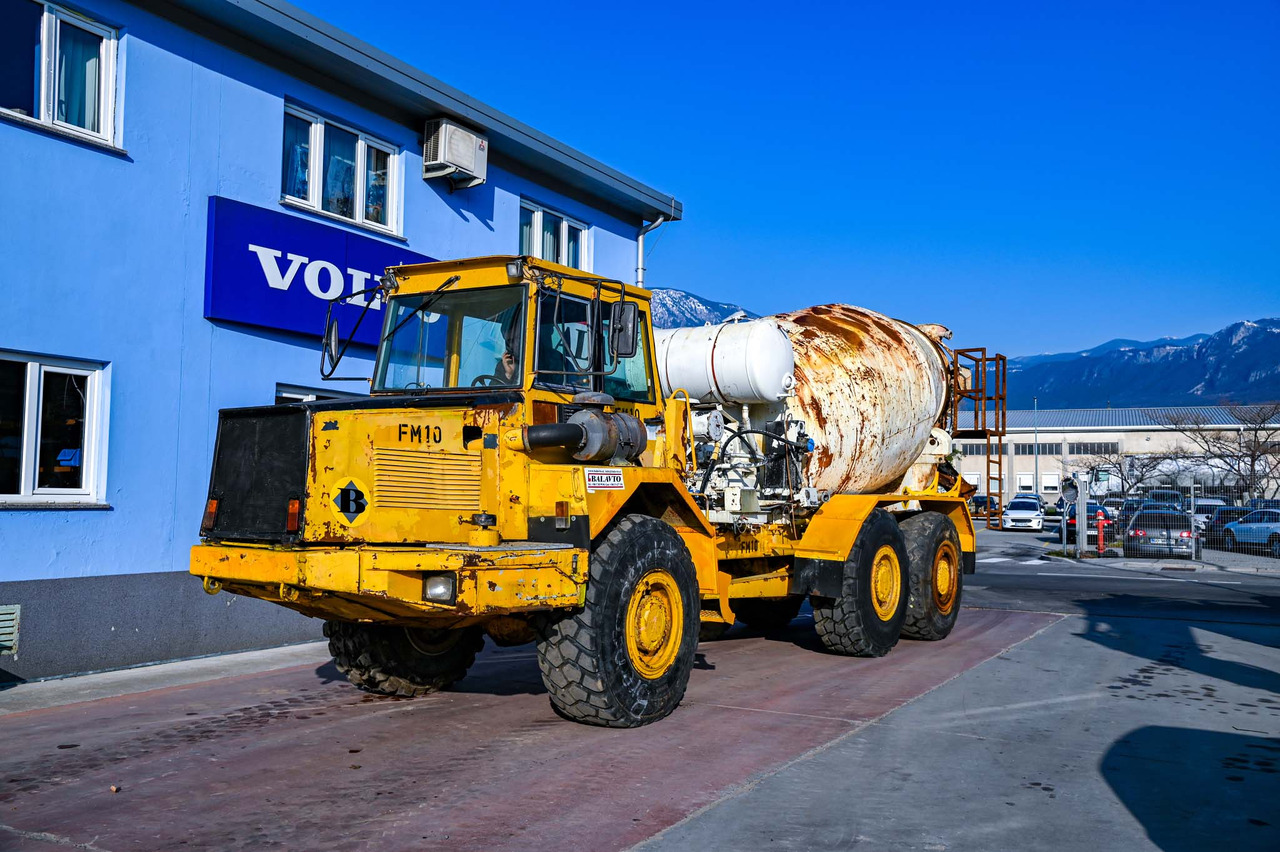 VOLVO A25C 6X6 - Domiešavač: obrázok 2 VOLVO A25C 6X6 - Domiešavač: obrázok 2