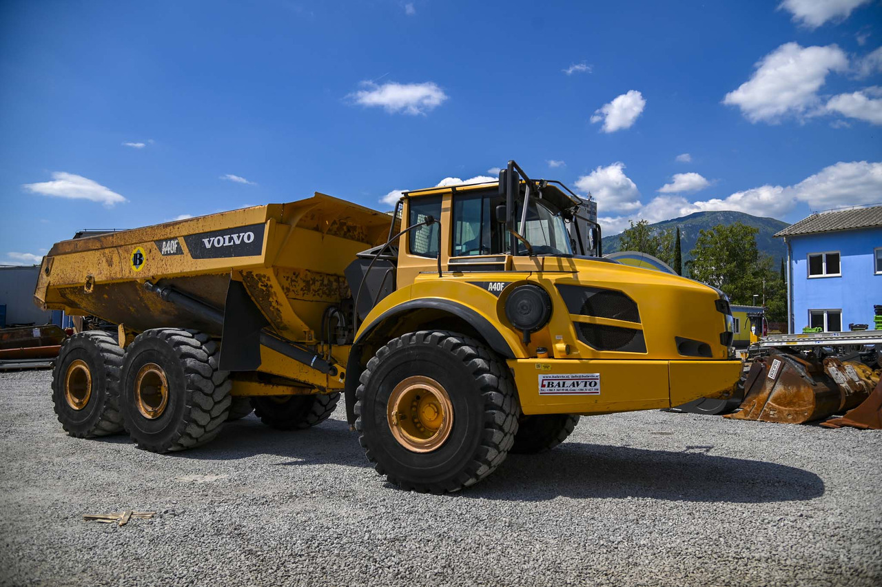 Ťahačový kĺbový damper VOLVO A40F: obrázok 9 Ťahačový kĺbový damper VOLVO A40F: obrázok 9