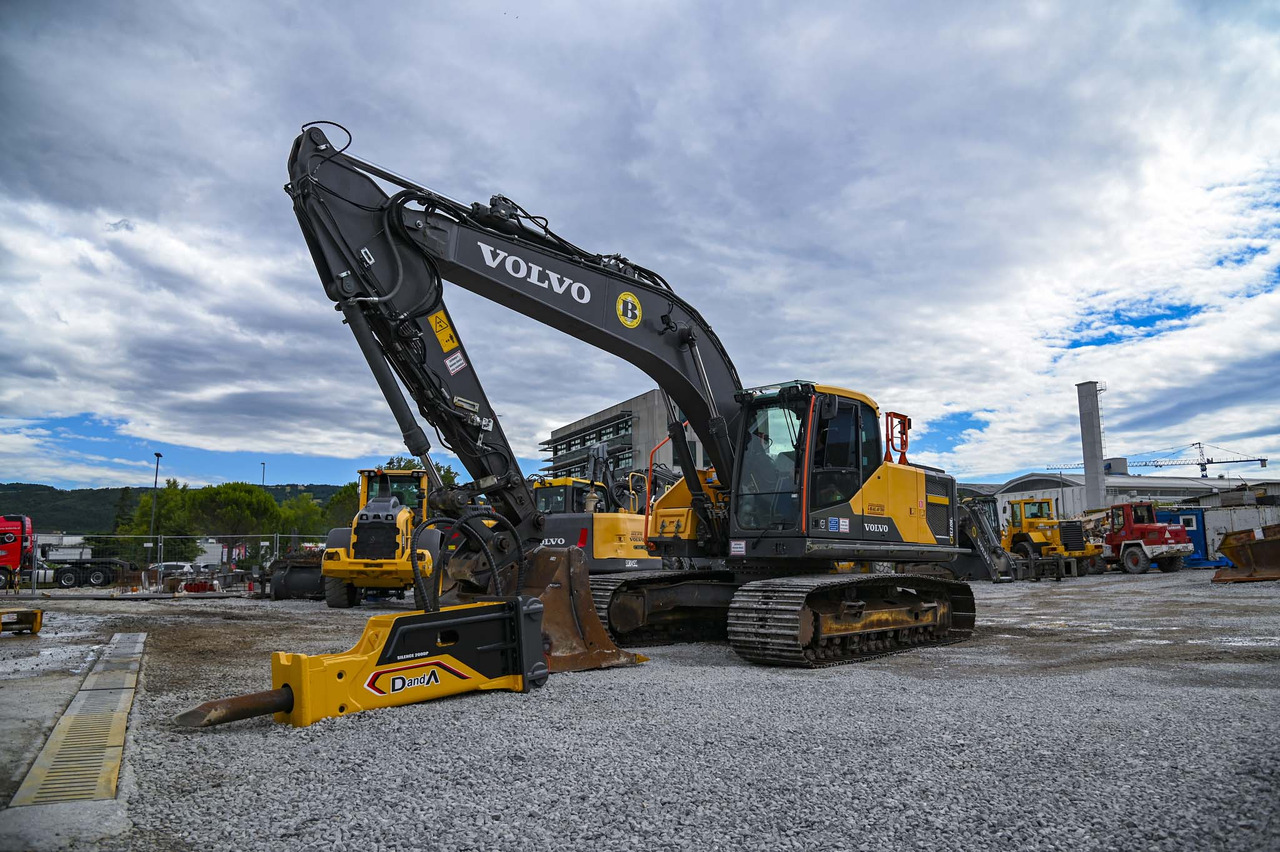 VOLVO EC220EL - Pásové rýpadlo: obrázok 4 VOLVO EC220EL - Pásové rýpadlo: obrázok 4